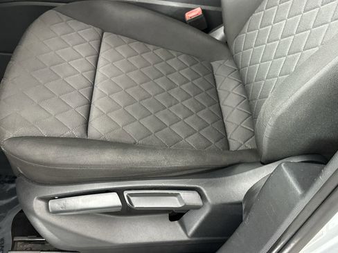 Used 2018 Volkswagen Atlas S image 16