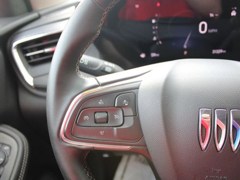 Used 2025 Buick Encore GX Preferred image 14