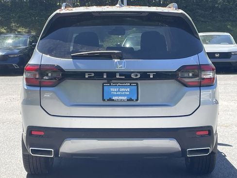 New 2026 Honda Pilot EX-L image 3