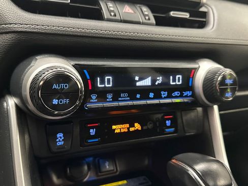 Certified 2020 Toyota RAV4 Limited AWD/4WD image 25