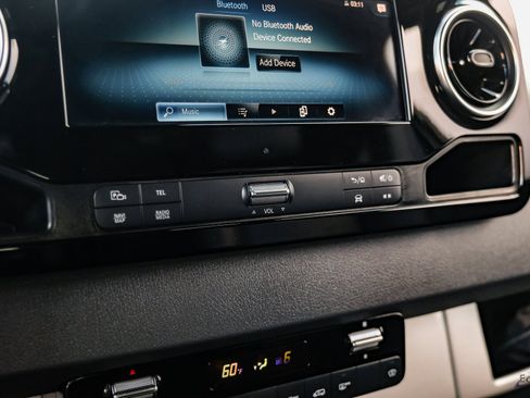 Used 2022 Mercedes-Benz Sprinter 3500 image 56