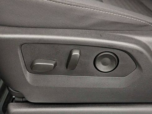 New 2025 Chevrolet Silverado 1500 LT image 18