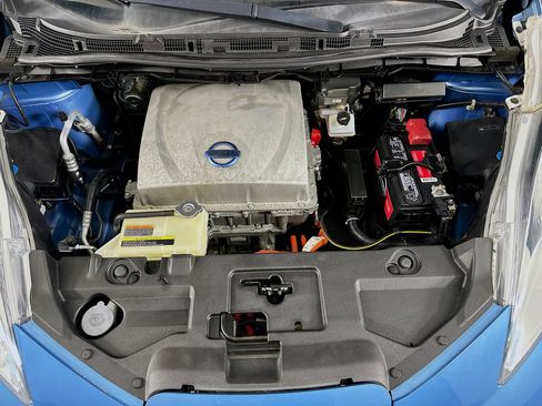 Used 2014 Nissan Leaf S w/ Charge Package image 30