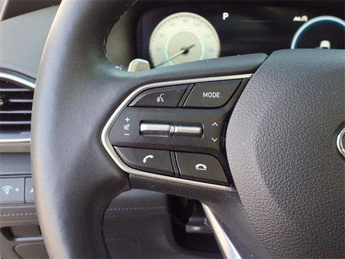 Used 2022 Hyundai Santa Fe Limited image 15