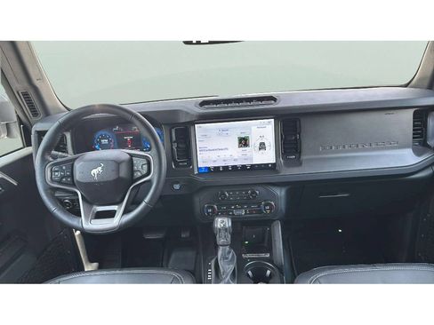 Used 2025 Ford Bronco Badlands AWD/4WD image 16