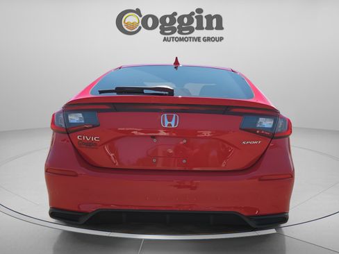 Used 2023 Honda Civic Sport image 4