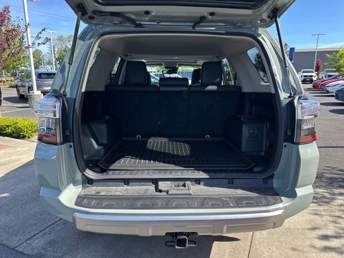 Certified 2023 Toyota 4Runner TRD Off-Road Premium w/ Moonroof Package AWD/4WD image 26