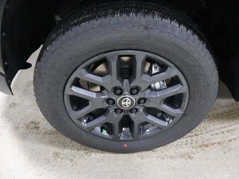 New 2026 Toyota Tundra Platinum AWD/4WD image 7
