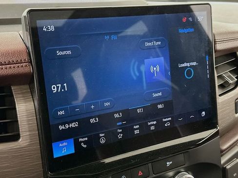 Used 2024 Ford Expedition Limited image 15