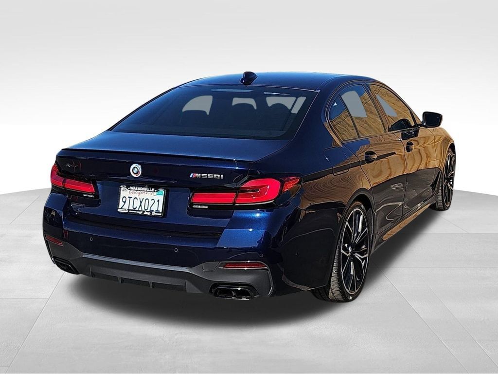 Used 2023 BMW M550i xDrive w/ Executive Package AWD/4WD image 3