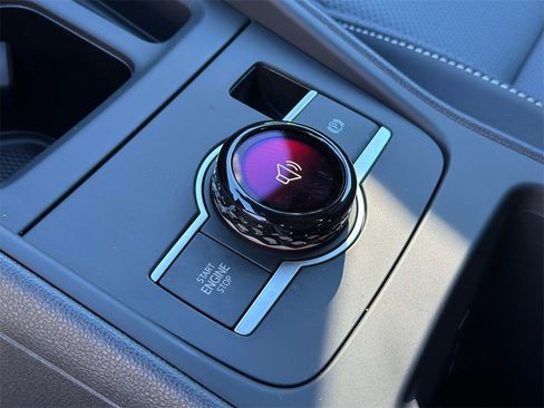 New 2026 Volkswagen Tiguan SE R-Line image 13