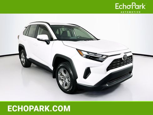 Used 2025 Toyota RAV4 XLE w/ Convenience Package FWD image 1