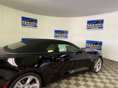 Used 2024 Chevrolet Camaro LT RWD image 2