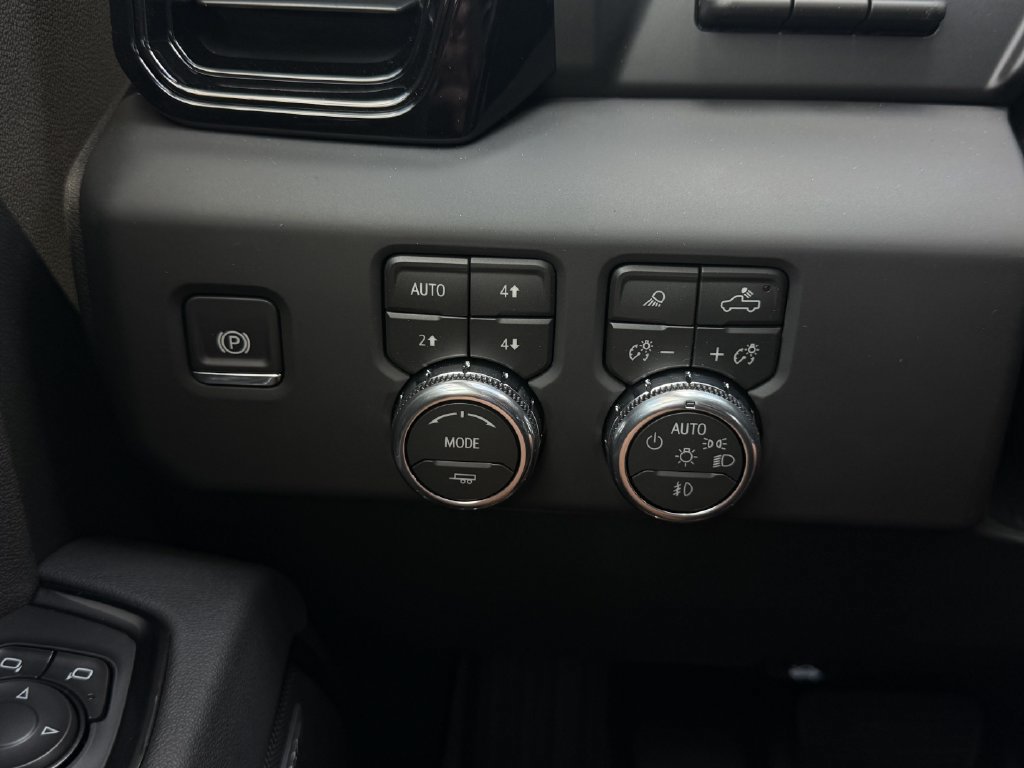 New 2026 GMC Sierra 1500 AT4 w/ AT4 Premium Package AWD/4WD image 19