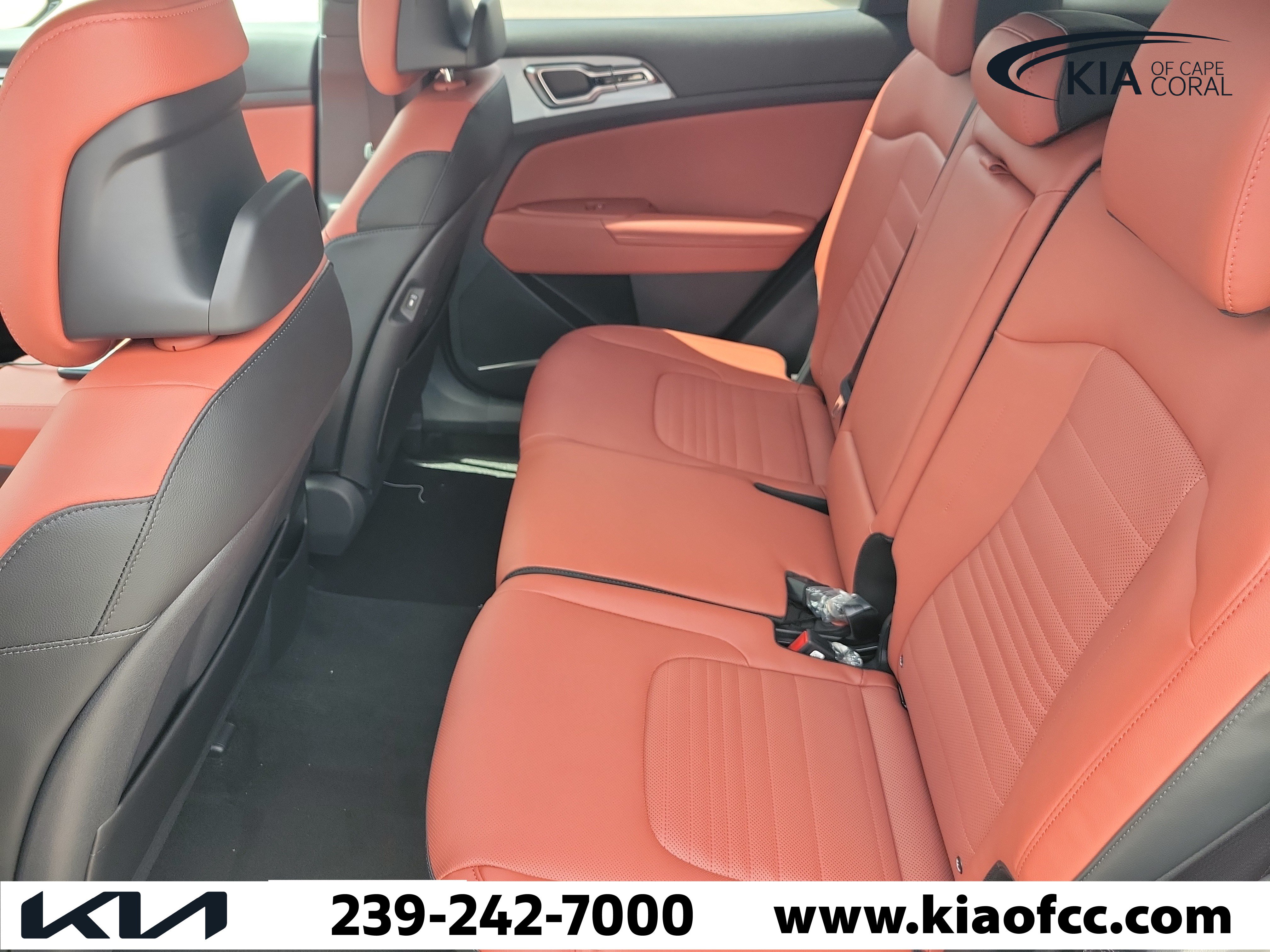 New 2027 Kia Sportage SX FWD image 13