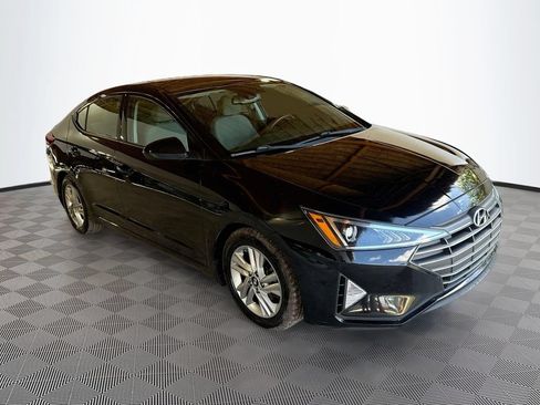 Used 2020 Hyundai Elantra Value Edition FWD image 4