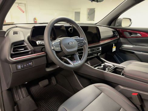 New 2026 Chevrolet Traverse Z71 w/ Driver Confidence Package image 4