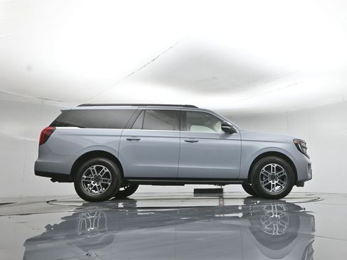 Used 2025 Ford Expedition Max Active RWD image 51