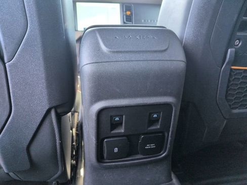 Certified 2023 Ford Bronco Badlands AWD/4WD image 41