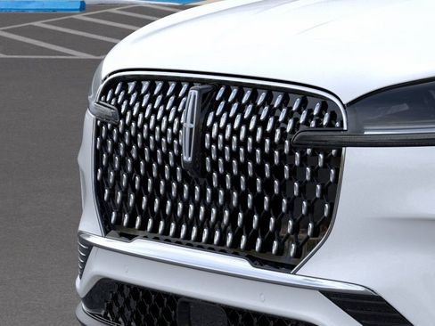 New 2026 Lincoln Aviator Reserve RWD image 17