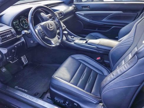 Used 2017 Lexus RC 200t image 16
