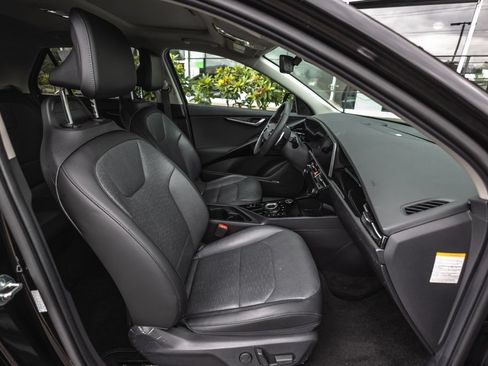 Used 2023 Kia Niro Wave w/ Wave Preserve Package FWD image 26