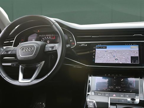 Used 2024 Audi Q7 2.0T Premium Plus AWD/4WD image 48