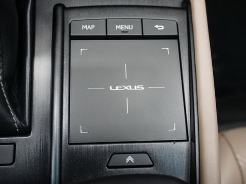 Used 2019 Lexus ES 350 w/ Luxury Package image 23