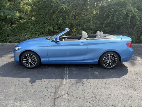 Used 2020 BMW 230i Convertible RWD image 8