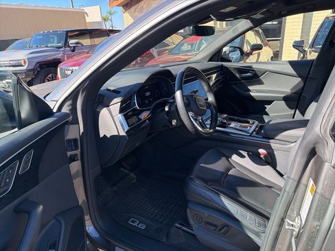 Used 2019 Audi Q8 Premium Plus image 7