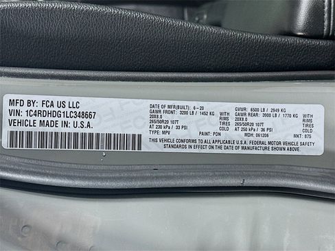 Used 2020 Dodge Durango GT image 37