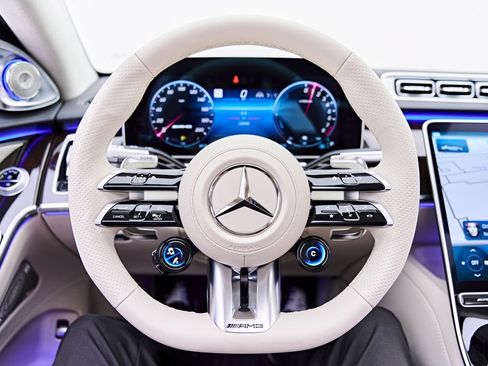 Used 2024 Mercedes-Benz S 63 AMG S image 66