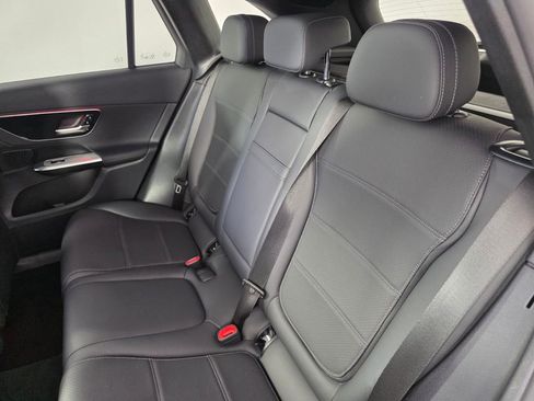 Certified 2025 Mercedes-Benz GLC 300 image 16