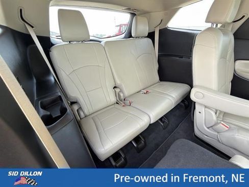 Certified 2021 Buick Enclave Premium w/ Sun and Sites Package AWD/4WD image 20
