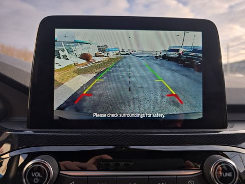 Used 2025 Ford Escape ST-Line image 28