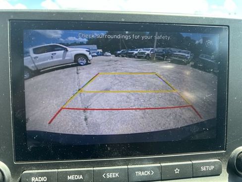 Used 2022 Hyundai Kona SE FWD image 17