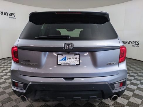Used 2023 Honda Passport EX-L image 4