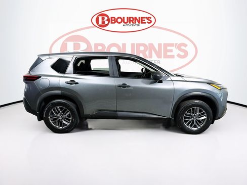 Used 2023 Nissan Rogue S AWD/4WD image 10