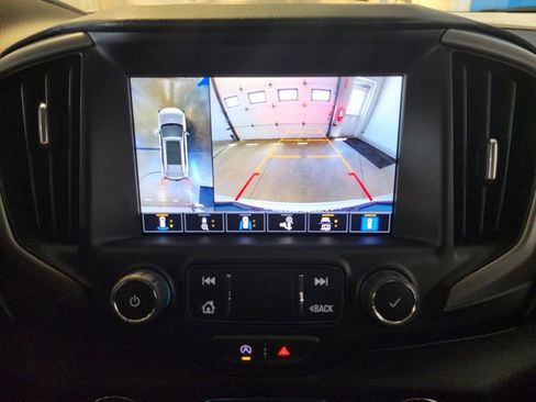 Certified 2024 GMC Terrain AT4 w/ Tech Package AWD/4WD image 29