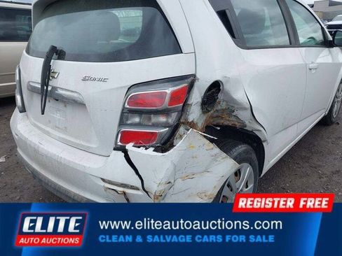 Used 2017 Chevrolet Sonic LT FWD image 11