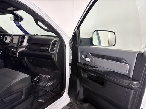 Used 2021 RAM 2500 Big Horn w/ Level 1 Equipment Group AWD/4WD image 33
