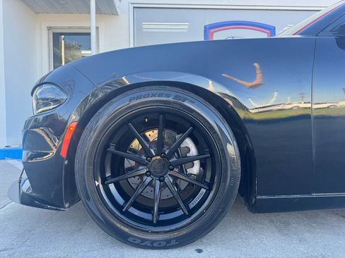 Used 2015 Dodge Charger R/T image 19