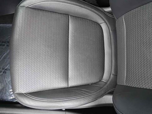 Used 2020 Hyundai Kona Limited image 9