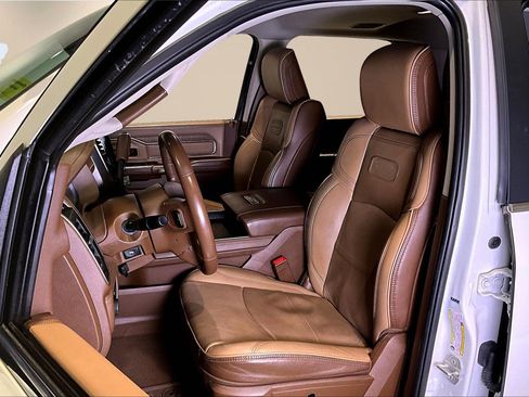 Used 2024 RAM 3500 Limited image 22