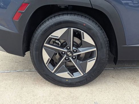 Used 2025 Hyundai Tucson SEL FWD image 3