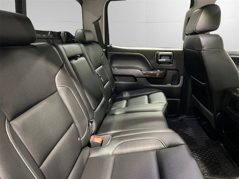 Used 2019 GMC Sierra 3500 SLT image 16