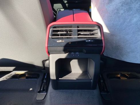 New 2026 BMW 530i xDrive image 8