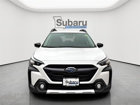Used 2024 Subaru Outback Limited image 2