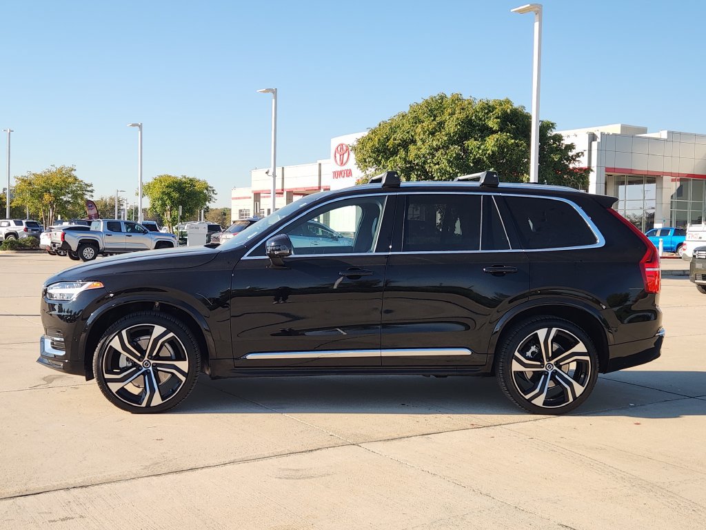 Used 2025 Volvo XC90 B5 Ultra w/ Protection Package Premier AWD/4WD image 8