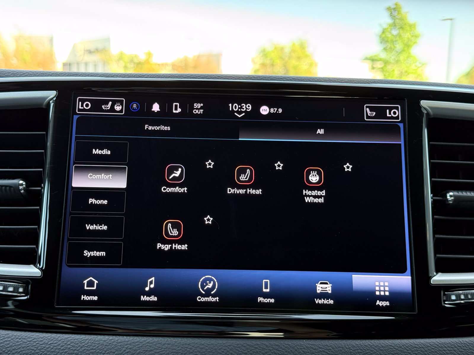 Used 2023 Chrysler Pacifica Touring-L FWD image 44